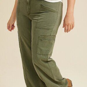 Maurices Going Places Utility Pant size 14